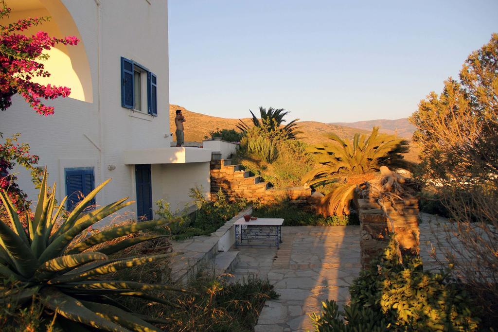 Villa Kiriaki Gavrio Exterior photo